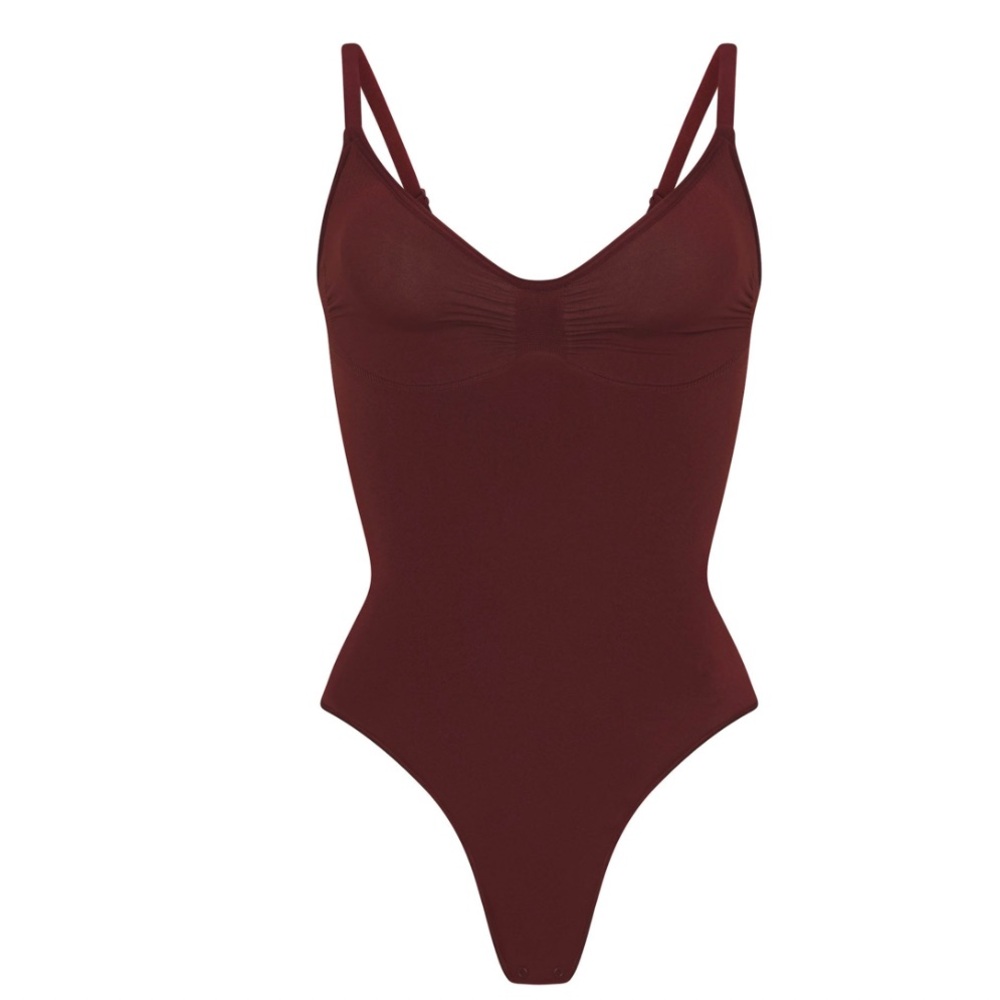 SKIMS Seamless Sculpt Thong Bodysuit